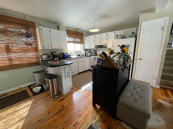 2nd image of 185 Jackson Dr