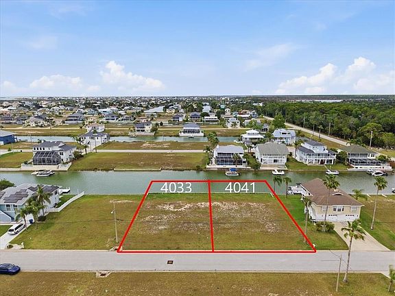 2nd image of 4041 Triggerfish Dr #4