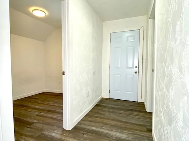 702 Algoma St — Photo 13