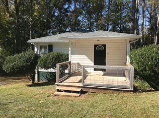 4 Maple Ln, Travelers Rest, SC 29690