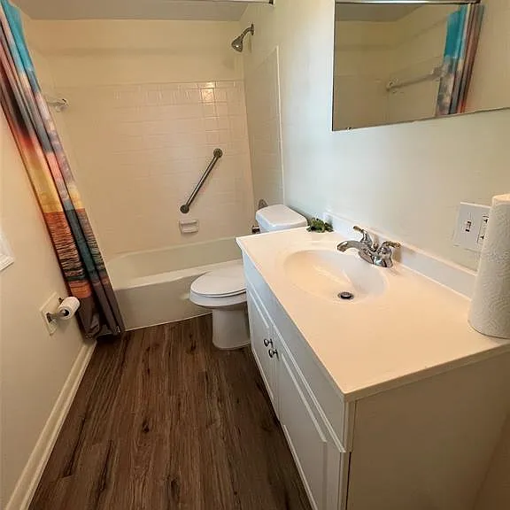 524 Georgetown Dr #B — Photo 15