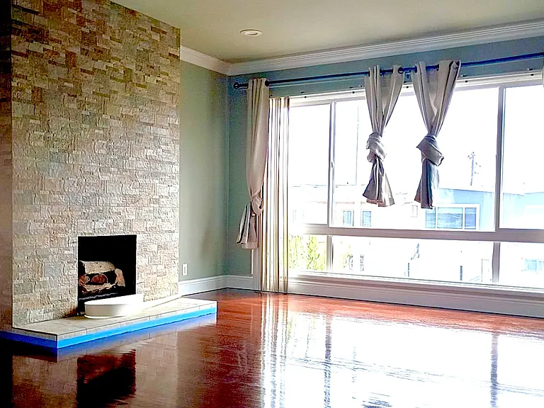 24 Park Manor Dr — Photo 2