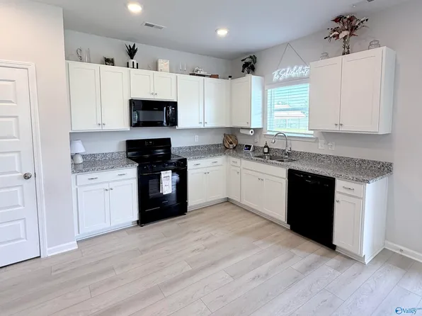 18834 Cottontail Ln, Athens, AL 35611