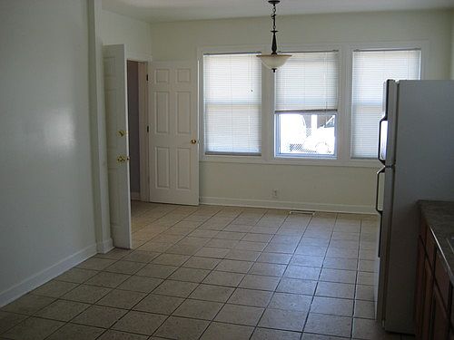 4th image of 2740 N Sayre Ave