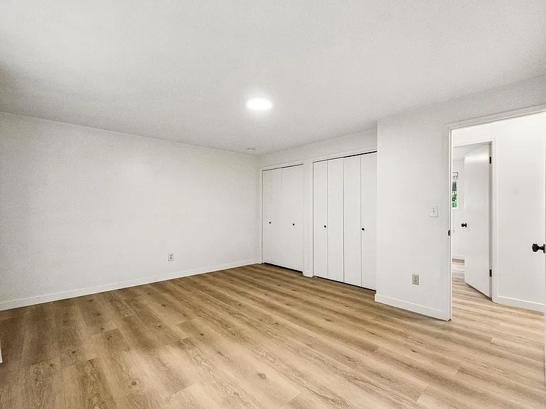 8615 236th St SW — Photo 20
