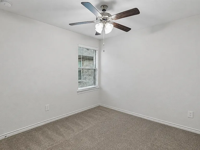 9721 Daisy Mae Ln — Photo 12