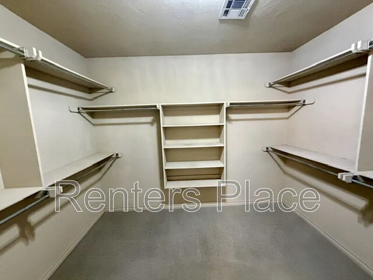 12620 Williamsport Ave — Photo 14
