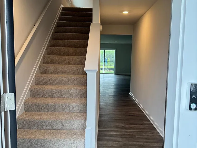 123 Avery Dr — Photo 29