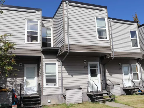 5437 E 10th Ave #22, Edson, AB T7E 1K2