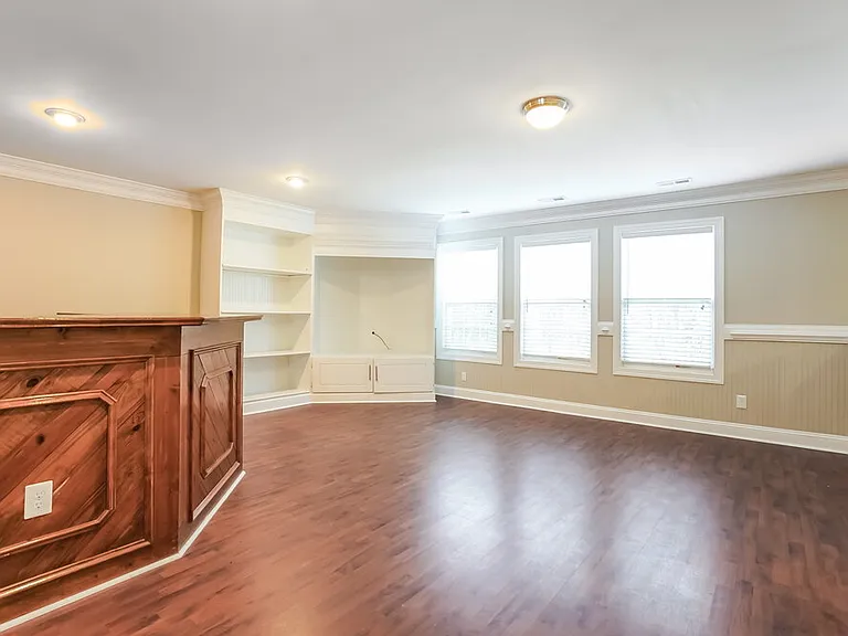 5904 Roteny Ct — Photo 10