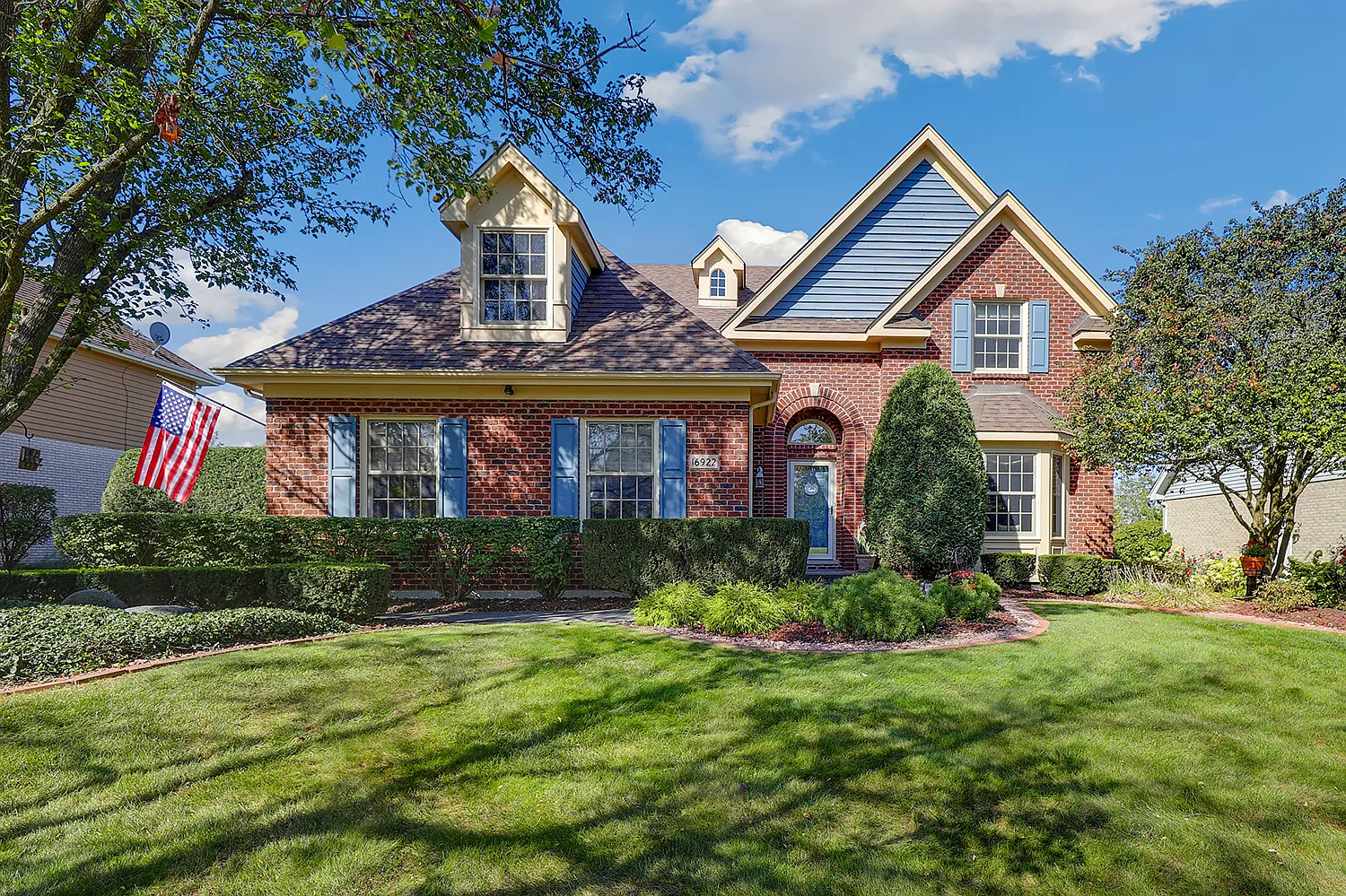 16922 Blue Heron Dr photo 1