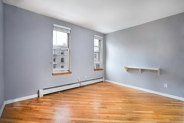 Rented by Waldstar Real Estate LLC | media 23