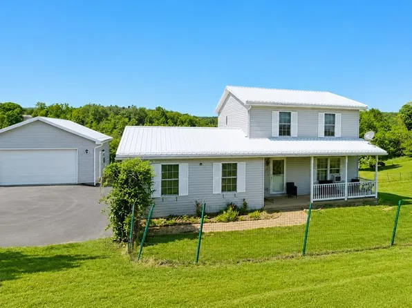 180 Basset Ln, Johnstown, PA 15906