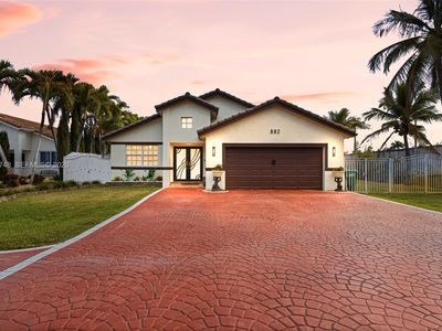 892 NW 136th Pl, Miami, FL, 33182