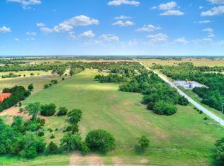 8 N Banner Rd, El Reno, OK 73036