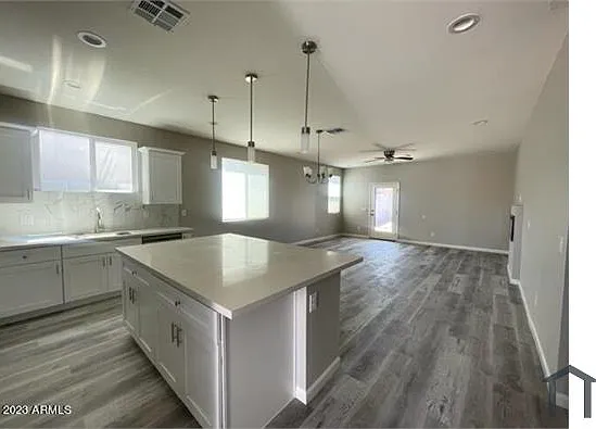 1335 E Pueblo Ave — Photo 3