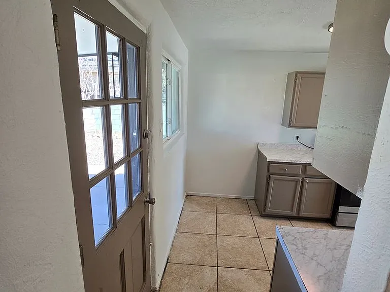 4811 Comanche Rd NE — Photo 41