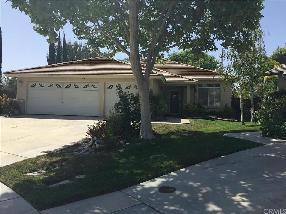 1st image of 40177 Alexandria Dr
