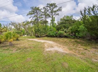 8286 Oyster Factory Rd, Edisto Island, SC 29438