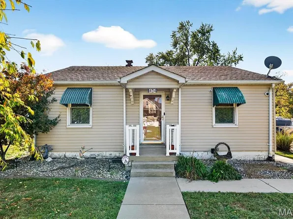 404 S 16th St, Belleville, IL 62220
