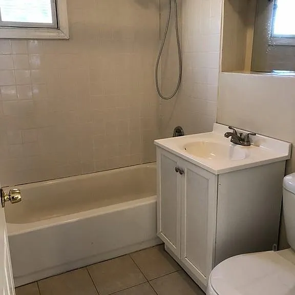 58 Temple St #B — Photo 3