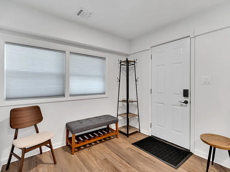 506 Brinley Ave #4 — Photo 2
