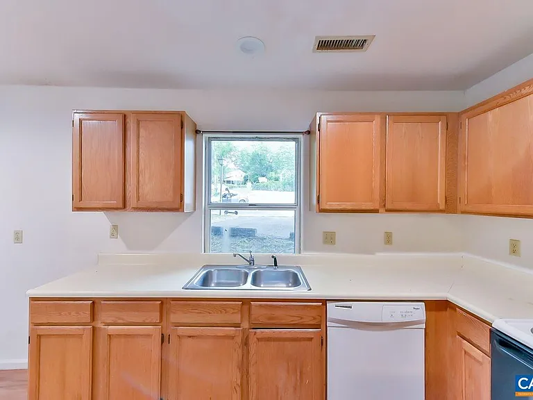 104 Morris Paul Ct #A — Photo 4