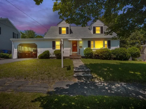 20 Shade St, Waltham, MA 02452