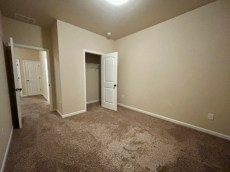 690 Oakside Pl — Photo 28