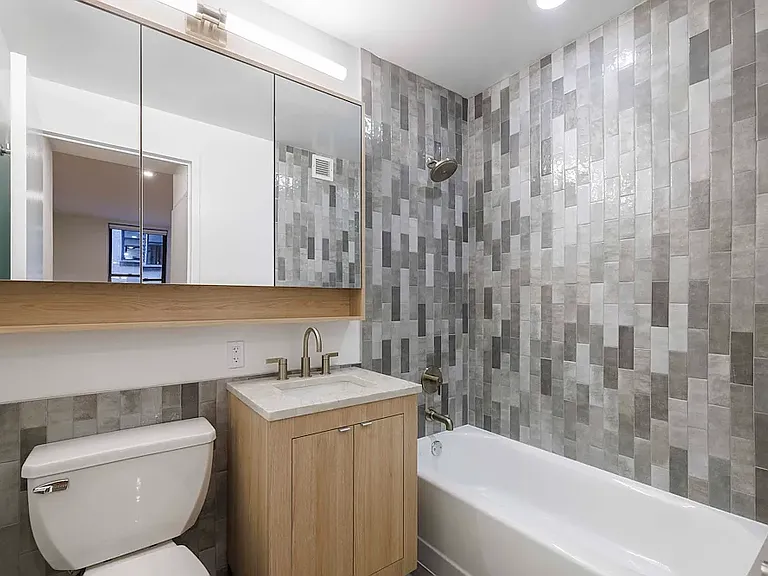 37 Wall St #3M — Photo 11