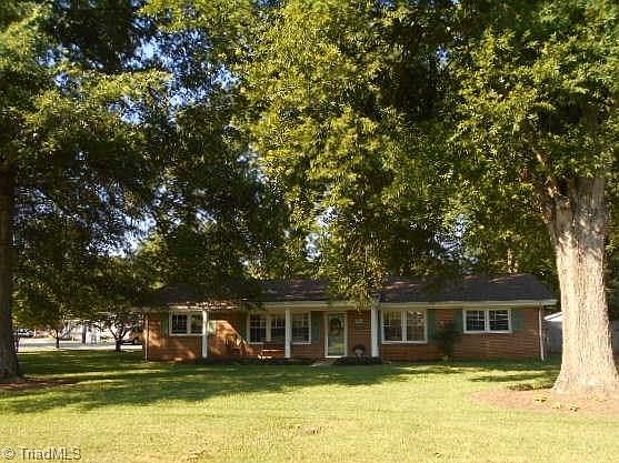 1st image of 115 Dillard Ct