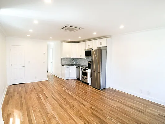 Rented by Francine Realty | media 24