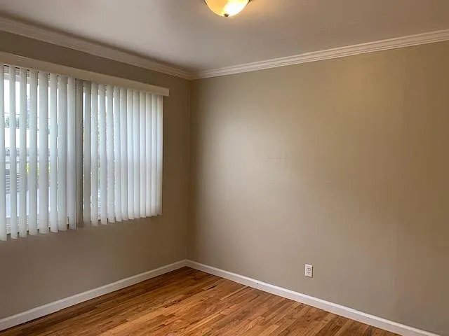 291 Pitt Ave — Photo 13