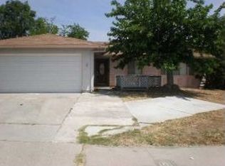 10048 Bilteer Ct, Santee, CA 92071