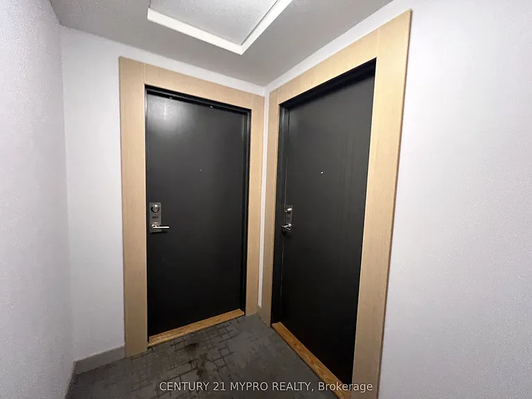 150 Fairview Mall Dr #802 — Photo 7