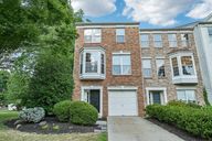 Winterberry Pl-S3107-001.jpg