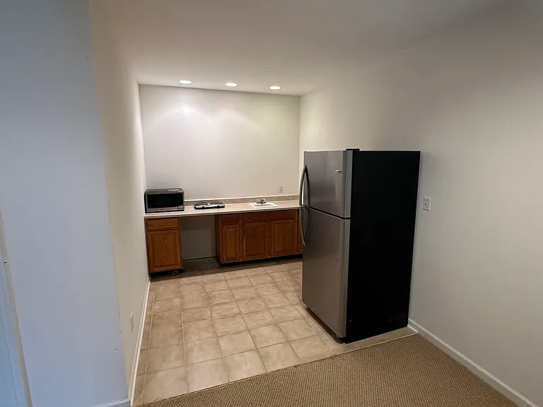 131 Claude Ct SE — Photo 9