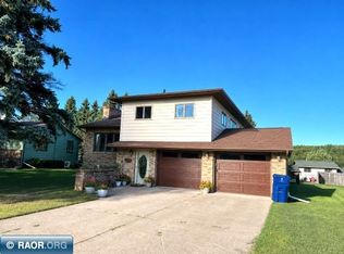 3430 Outer Dr, Hibbing, MN 55746