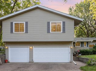 15005 1st Ave S, Burnsville, MN 55306