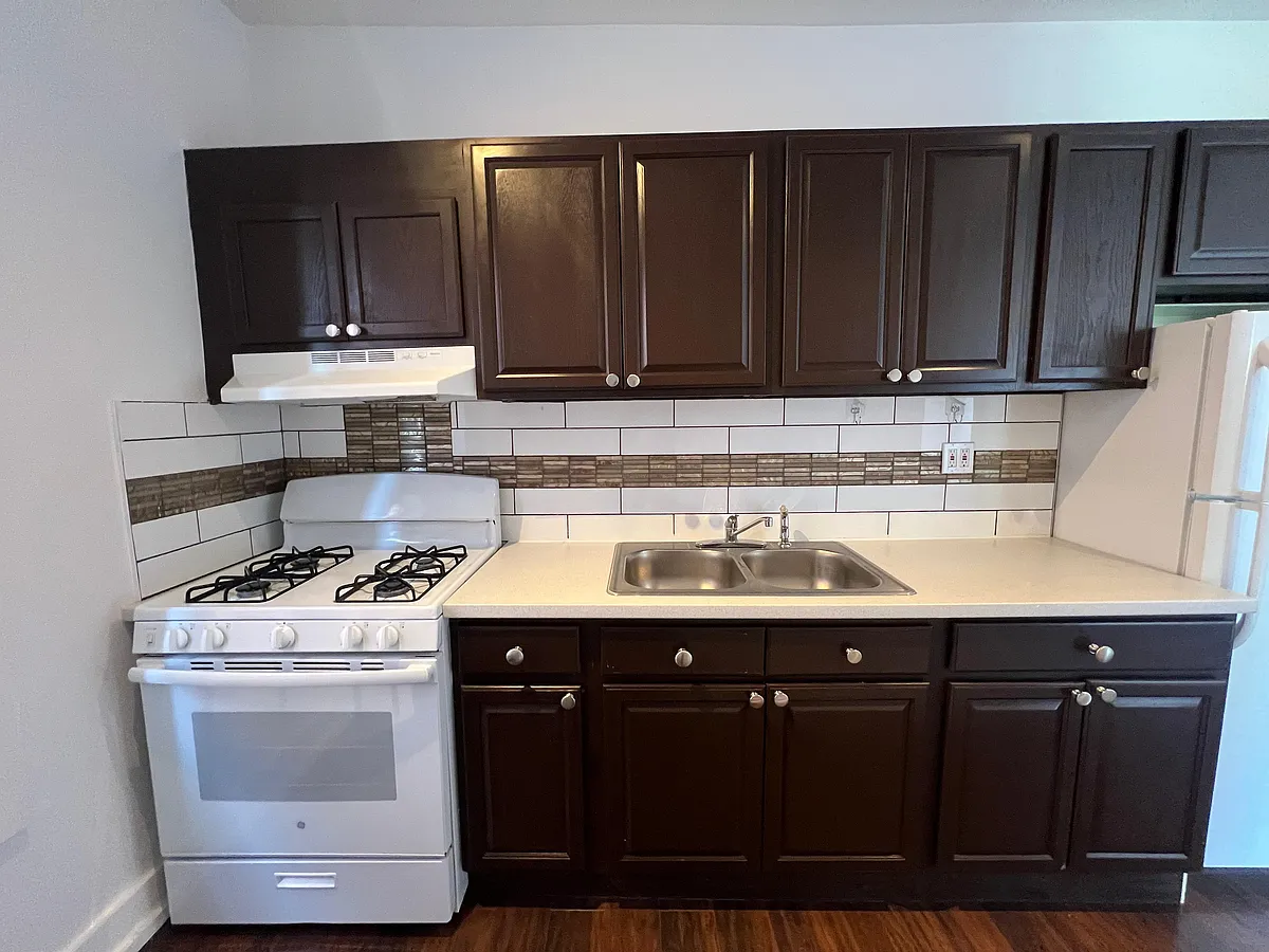 Building Photo - 162 Avenue C #32E