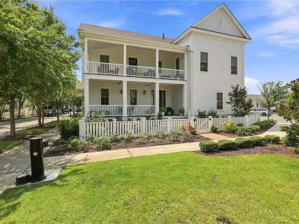 9553 23rd Bay St, Norfolk, VA 23518