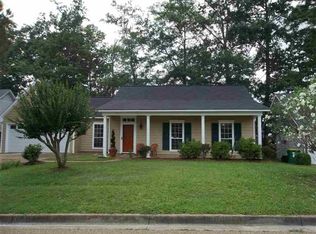 711 Glen Burn Ln, Ridgeland, MS 39157