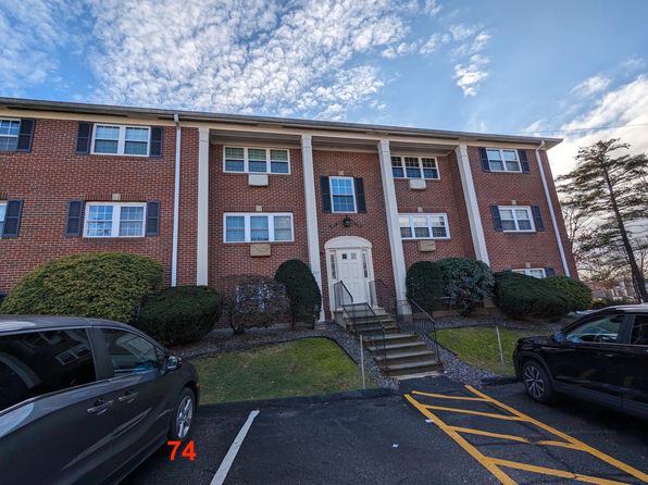 29 Arlington Rd APT 32