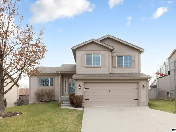 18707 Birchwood Ave, Omaha, NE 68135