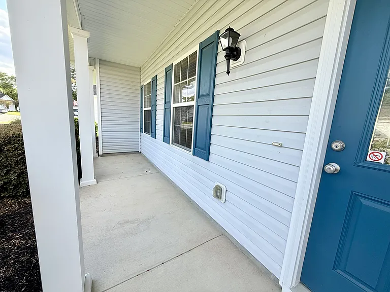 335FrontPorch_07012026