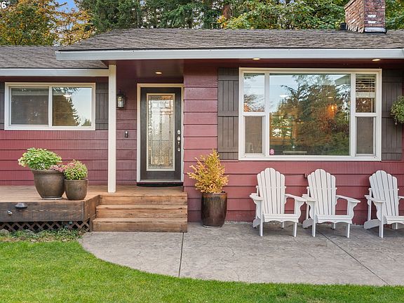 4th image of 14998 SE 196th Ct