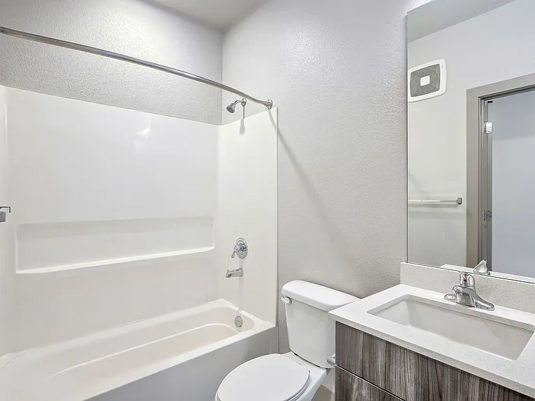 4923 King St — Photo 100