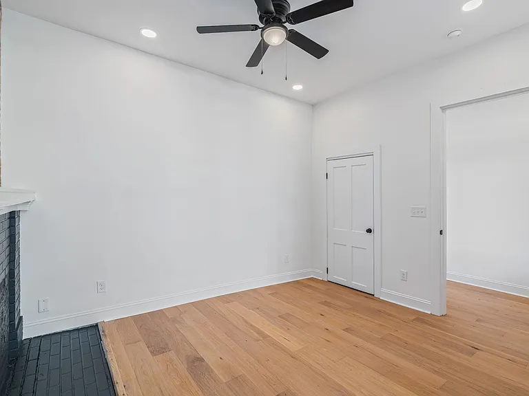 513 N Central St #1 — Photo 8