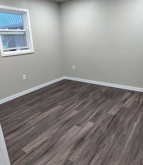 3303 E Bremer Ave — Photo 6