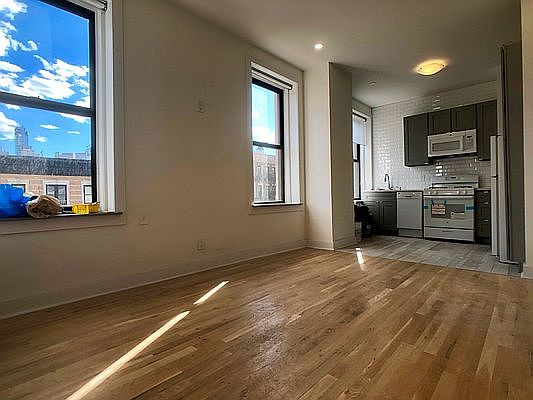 1st image of 201 W 106th St APT 11
